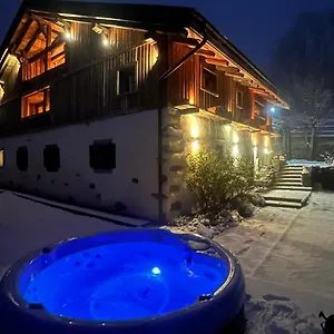 4* Hotel Wanderful Life Montblanc Refuge De Gamme